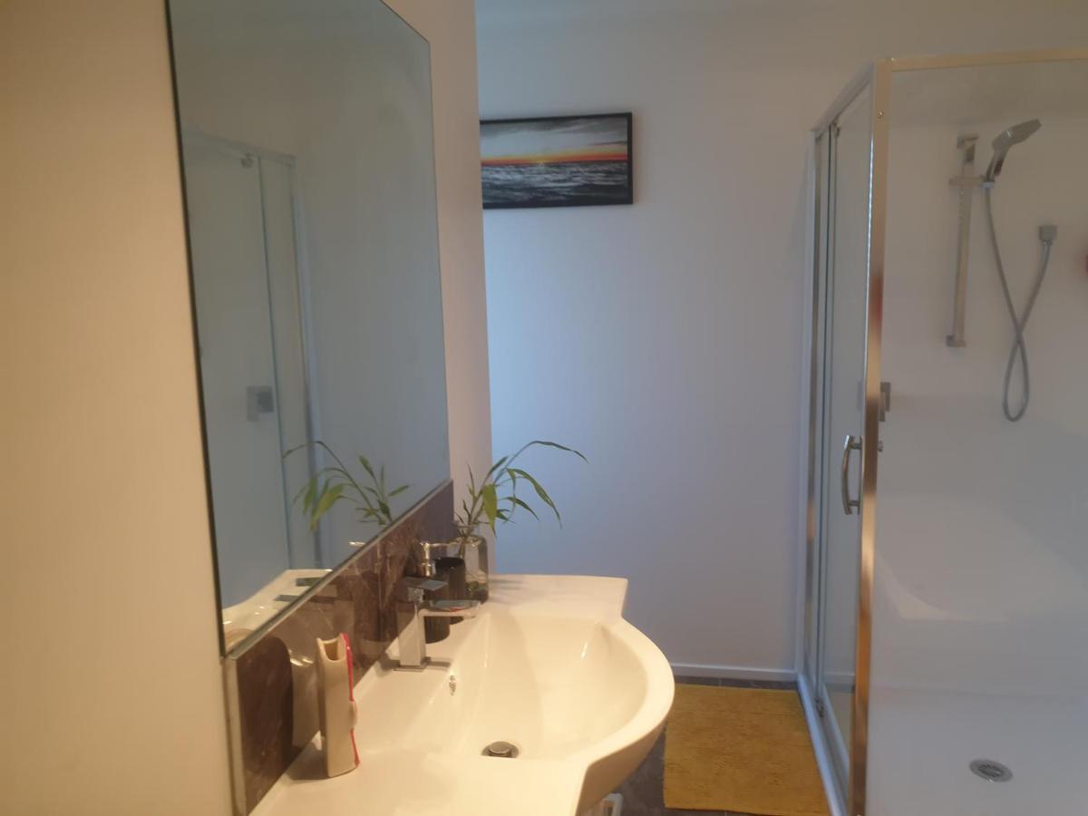 شقة Bed N Breakfast On Pear Tree Lane هاملتون المظهر الخارجي الصورة