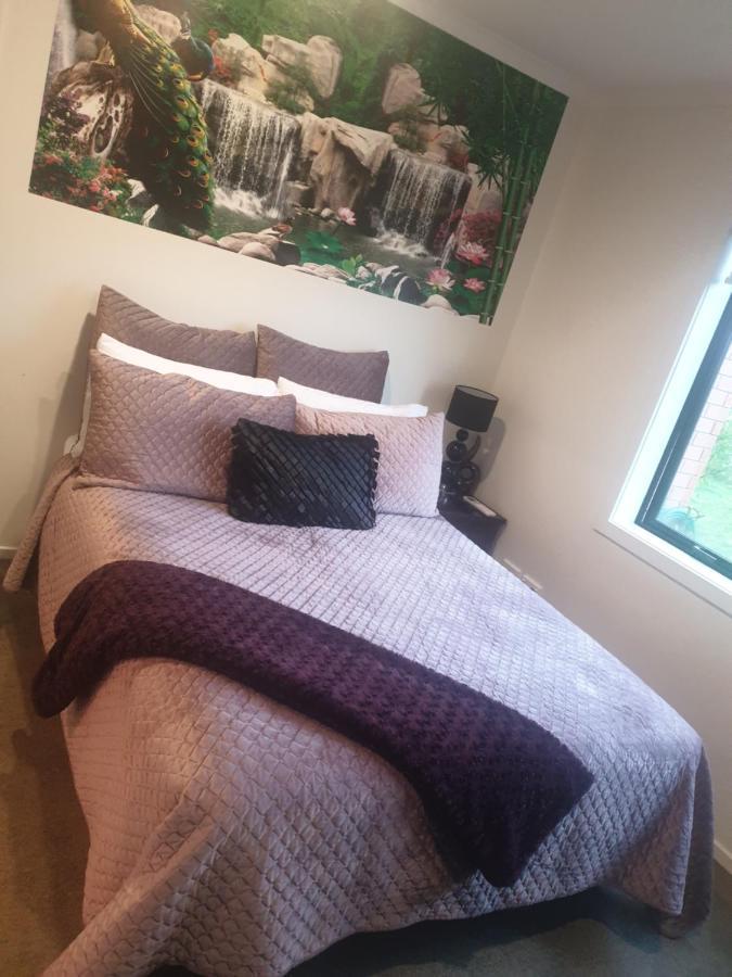 شقة Bed N Breakfast On Pear Tree Lane هاملتون المظهر الخارجي الصورة