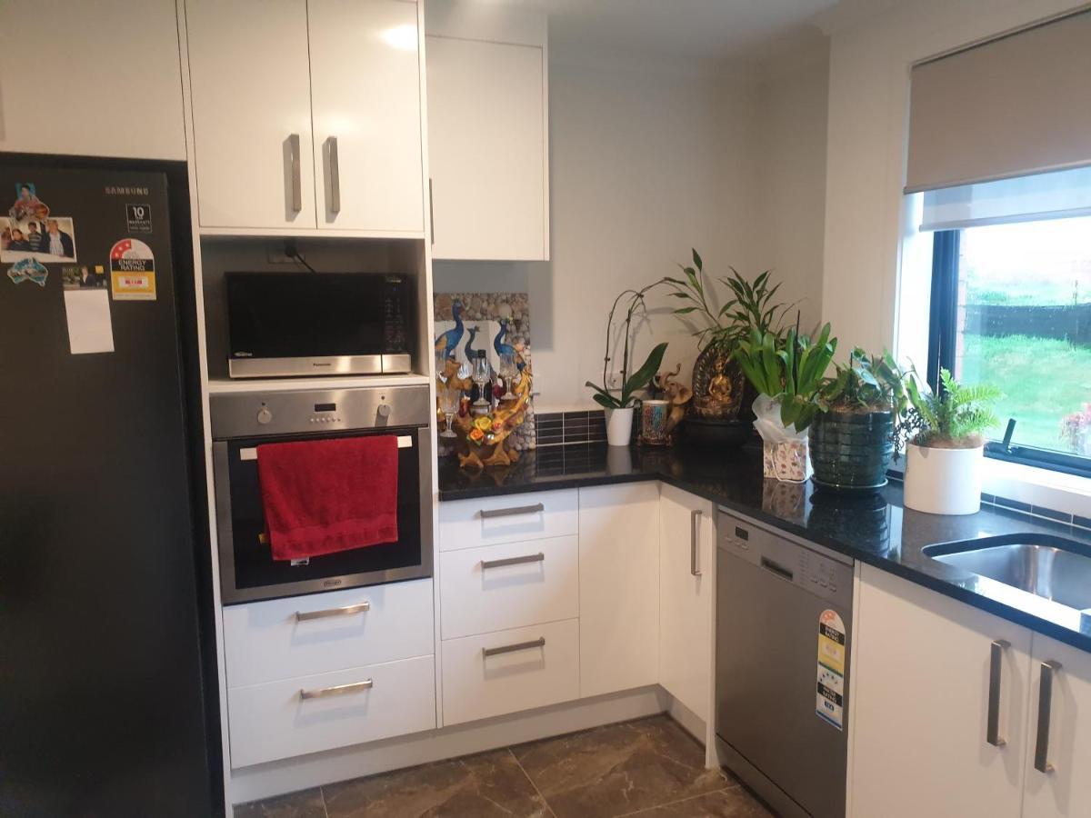 شقة Bed N Breakfast On Pear Tree Lane هاملتون المظهر الخارجي الصورة
