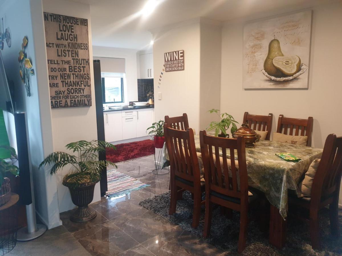 شقة Bed N Breakfast On Pear Tree Lane هاملتون المظهر الخارجي الصورة